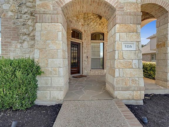 3rd image of 5116 Texas Bluebell Dr
