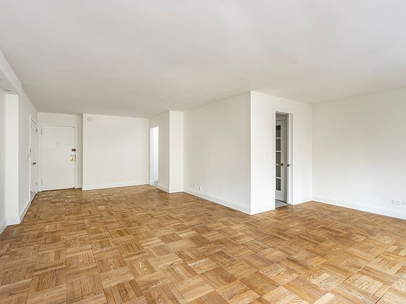 5th image of 155 E 34th St APT 4N