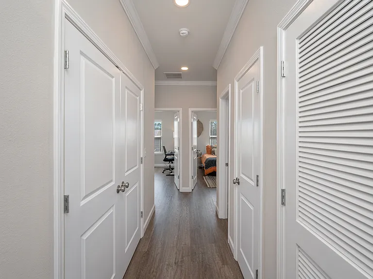1802 Stable Ln #B2 — Photo 27