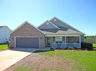 312 Wynfield Ln, Bonaire, GA