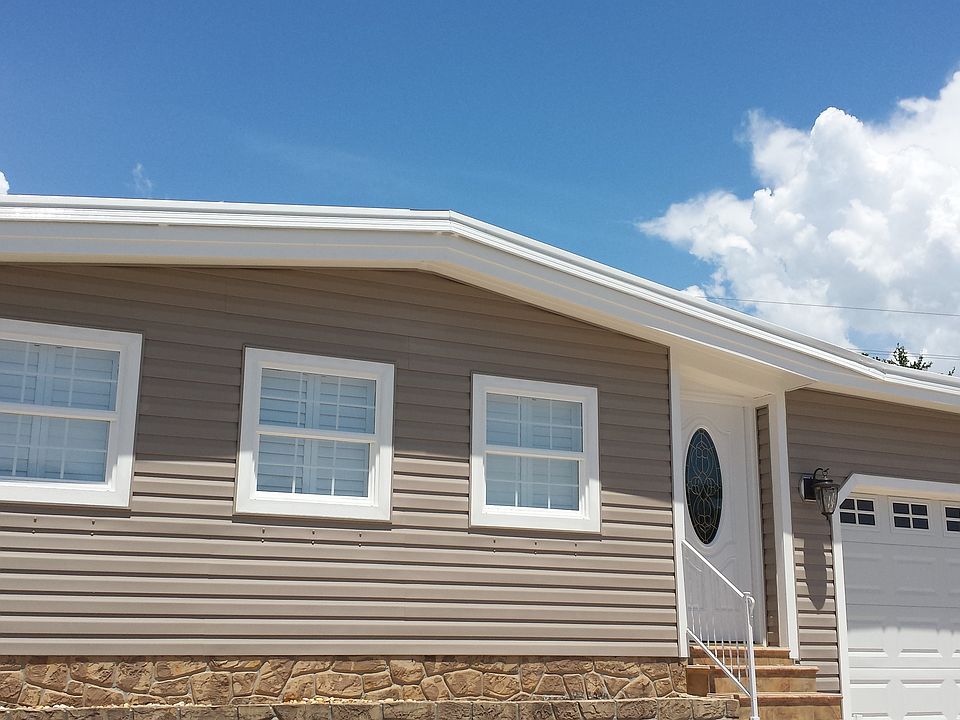 1st image of 24929 Windward Blvd