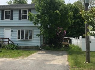 47 Dixfield St, Worcester, MA 01606