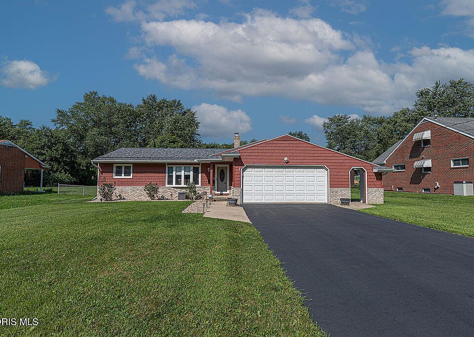 1st image of 1031 Eton Rd