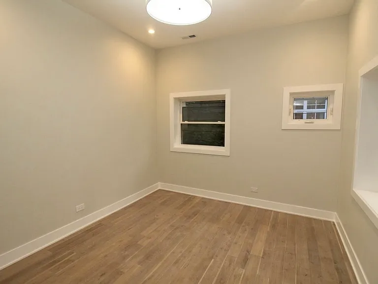 64 E Cedar St #2R — Photo 16