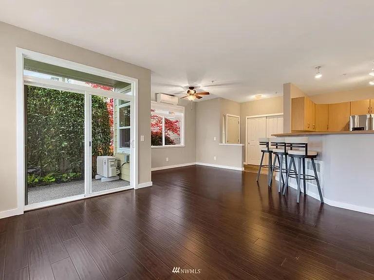571 241st Ln SE — Photo 14