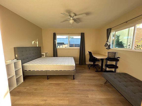 3rd image of 2332 Patricia Dr #2332