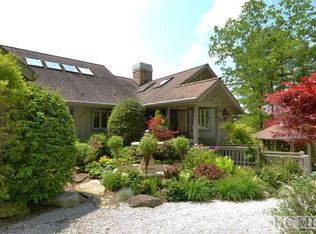 933 Spring Forest Rd, Sapphire, NC 28774