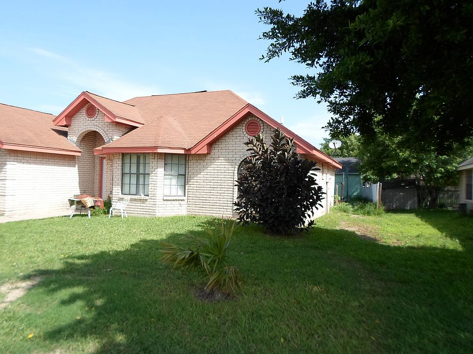 2nd image of 3101 Huisache Ave