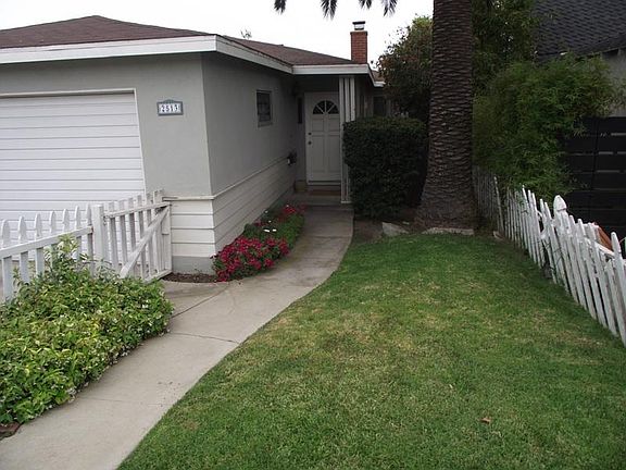 2nd image of 2513 Oak Ave