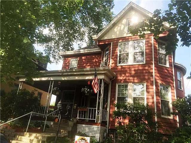 1st image of 207 Walnut Ave