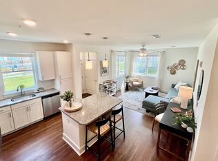 901 Kelly Green Ln #7-204, Lebanon, IN 46052