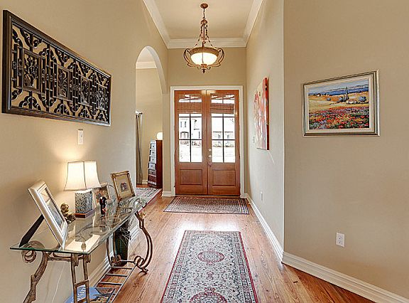 3rd image of 1066 Scarlet Oak Ln