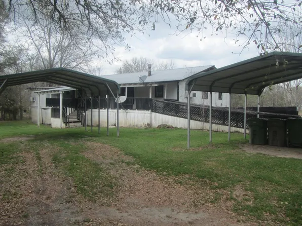 11 Harmon Creek Dr, Huntsville, TX 77320