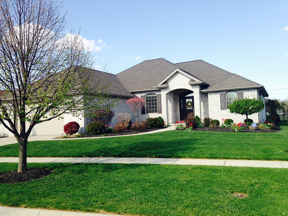 All brick luxury ranch