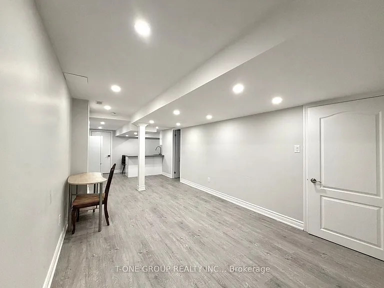 82 Fred McLaren Blvd — Photo 38