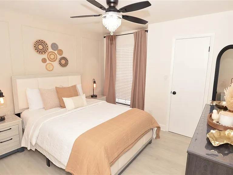 8714 Mallard Reserve Dr #201 — Photo 25