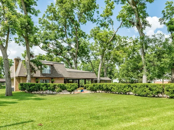 349 Pecan Estates Rd #C616r, Angleton, TX 77515