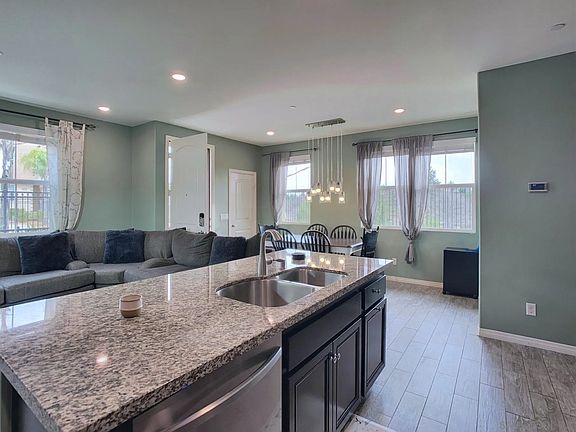 3rd image of 40314 Calle Real