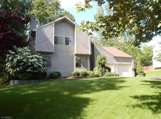 9 Gridley Cir, Milford, NJ 08848