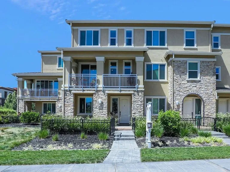 5805 Brandon Ct — Photo 15