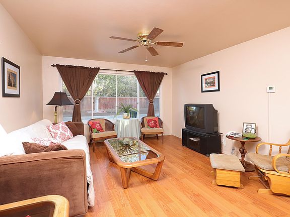 44244 3rd St East Living Room