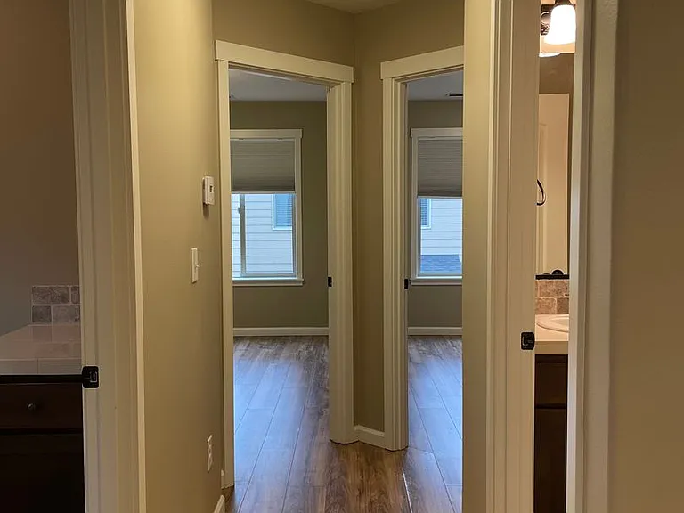 2641 NE 130th Ct — Photo 25