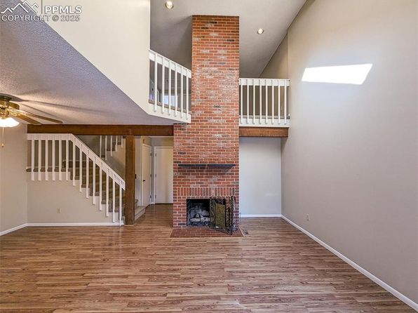 colorado-springs-colorado-13570317 picture