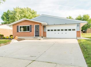 1420 Beaver Creek Ln, Kettering, OH 45429