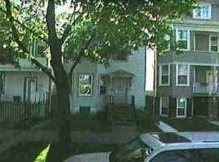 3022 N Hoyne Ave, Chicago, IL 60618