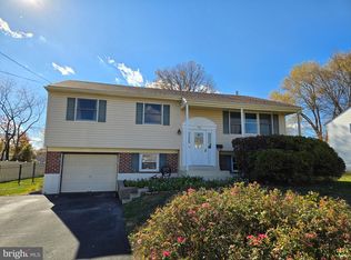 544 Byron Rd, Warminster, PA 18974