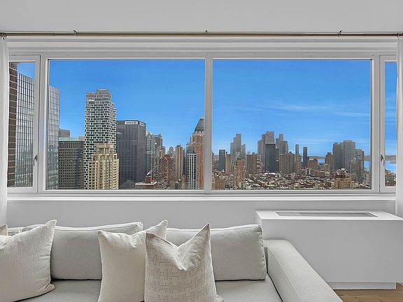 2nd image of 322 W 57th St APT 55S1