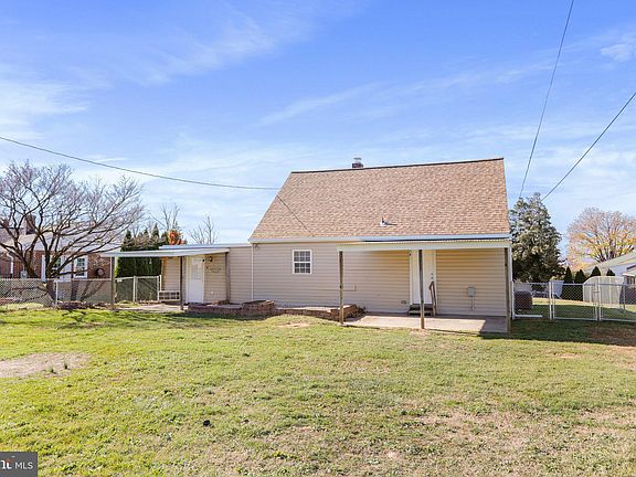 5th image of 11104 Mountain View Cir