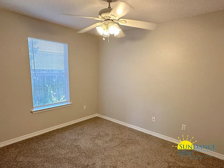 7692 Chablis Cir — Photo 7