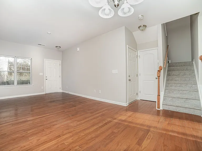 11033 Ardglass Ct — Photo 11