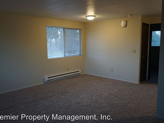 2nd image of 2704 O St APT 3
