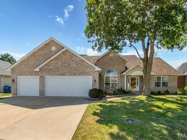 4564 Kerth Forest Dr, Saint Louis, MO 63128
