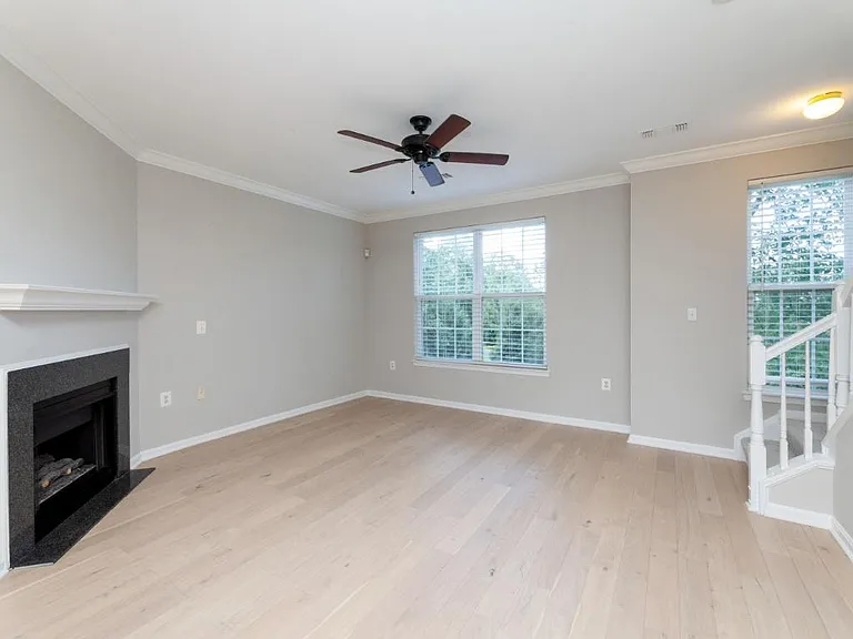 21807 Petworth Ct — Photo 16