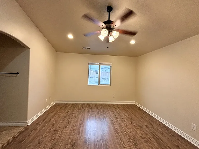 1014 W Village River Ln — Photo 18