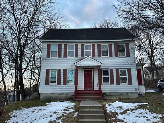3rd image of 17 Church St #3