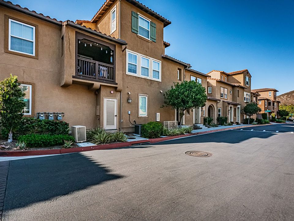 1st image of 17071 Calle Trevino