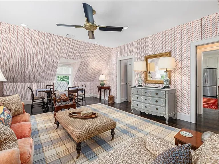 33 Beacon Hill Rd — Photo 10