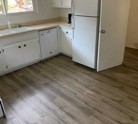 4th image of 765 Terni Ln #B
