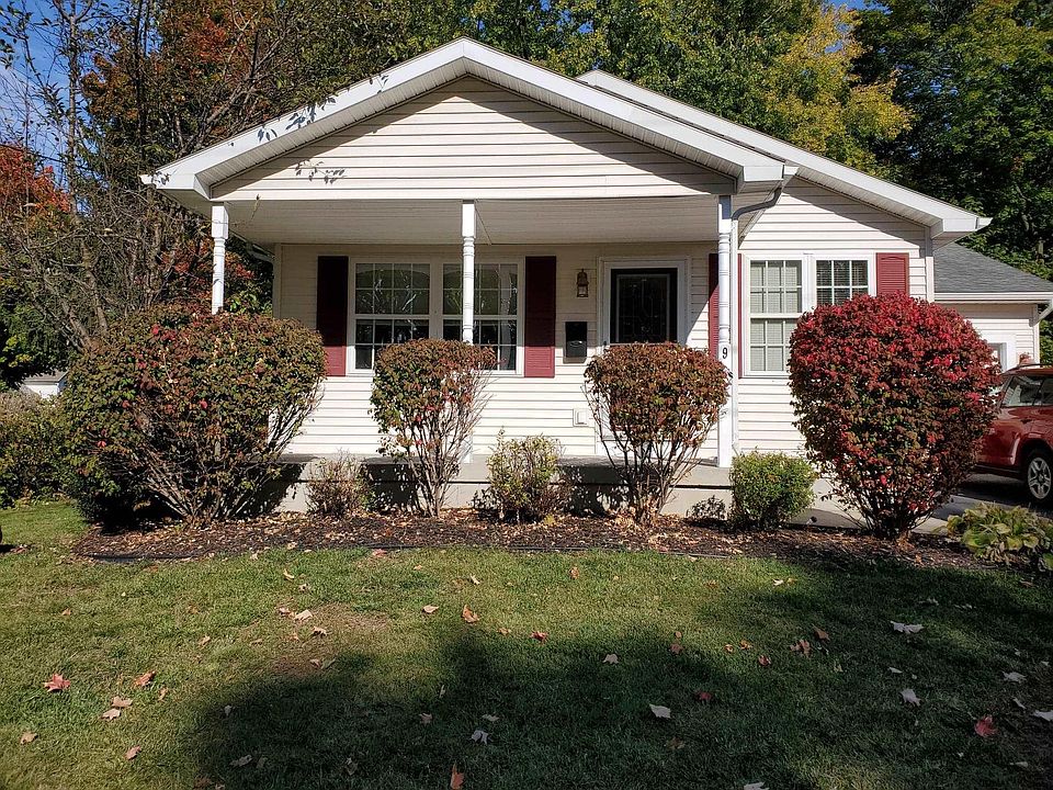 1st image of 9 Maple Ave