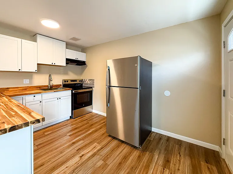 501 E 2nd Ave #2 — Photo 7