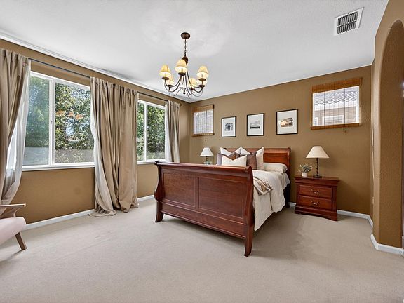 5th image of 6227 Riverbank Cir