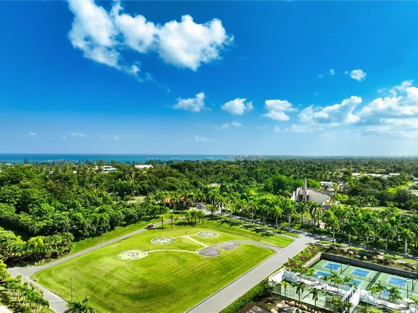 19 Dorado Country, Dorado, PR 00646