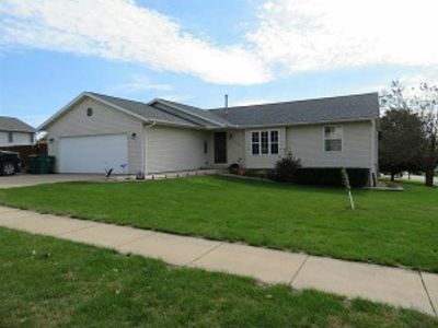 2000 Highland Rd, Ely, IA, 52227