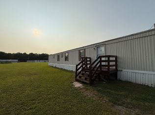 121 Crosstown Rd, Gates, NC 27937