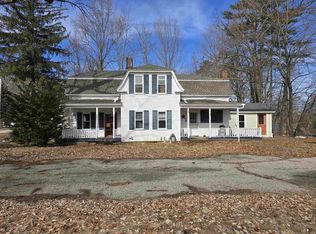 215 Hillside Ave, Conway, NH 03818