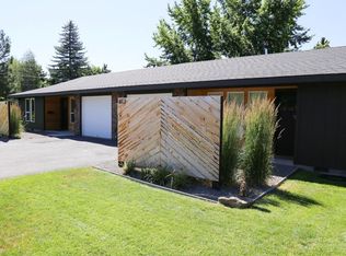 811 NW Ogden Ave, Bend, OR 97703